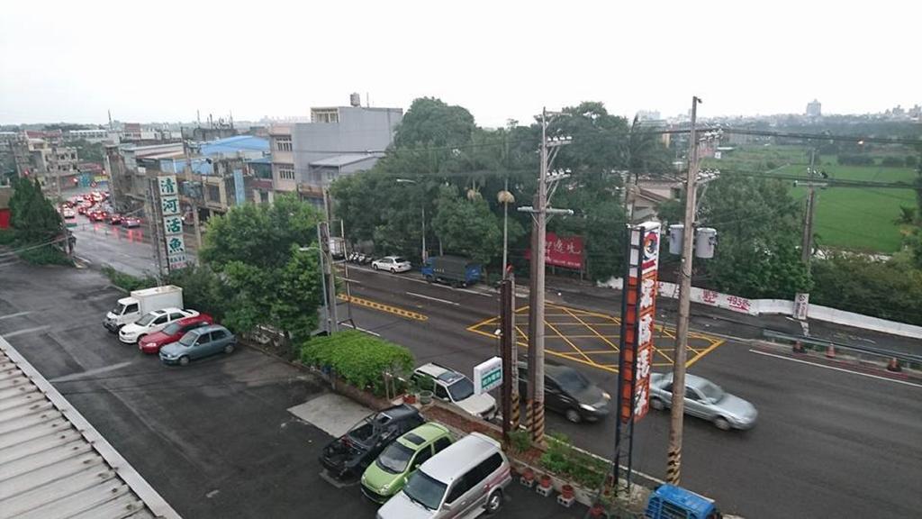 Puti Commercial Hotel Longtan Luaran gambar